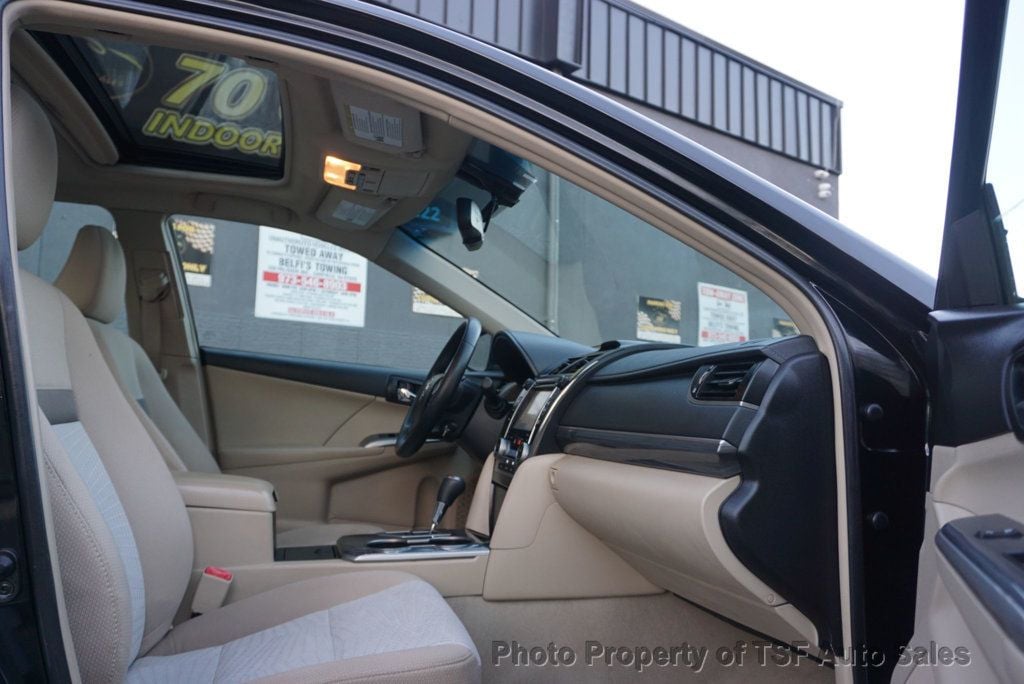 2014 Toyota Camry Hybrid 4dr Sedan XLE NAVIGATION REAR CAMERA SUNROOF BLUETOOTH LOADED!!! - 22766765 - 10