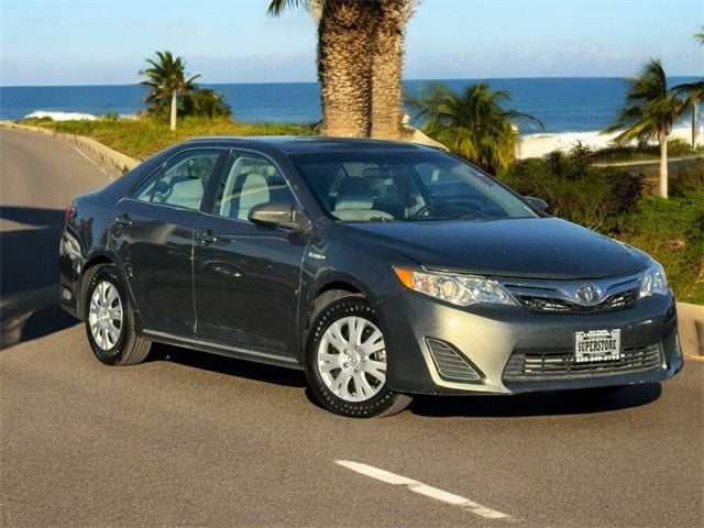 2014 Toyota Camry Hybrid LE - 22642415 - 1