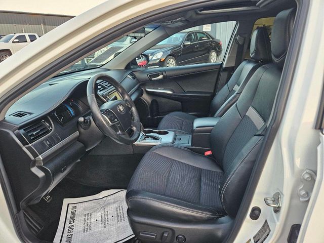 2014 Toyota Camry Hybrid SE 4dr Sedan (2014.5) - 22863145 - 10