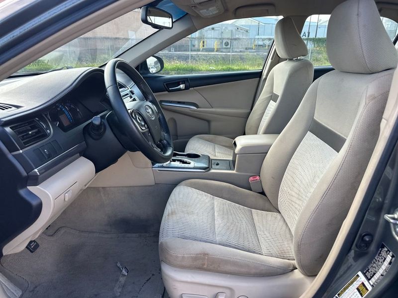 2014 Toyota Camry Hybrid XLE - 23020754 - 12