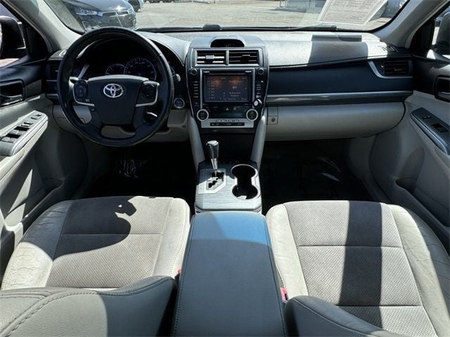 2014 Toyota Camry Hybrid XLE - 22573696 - 23