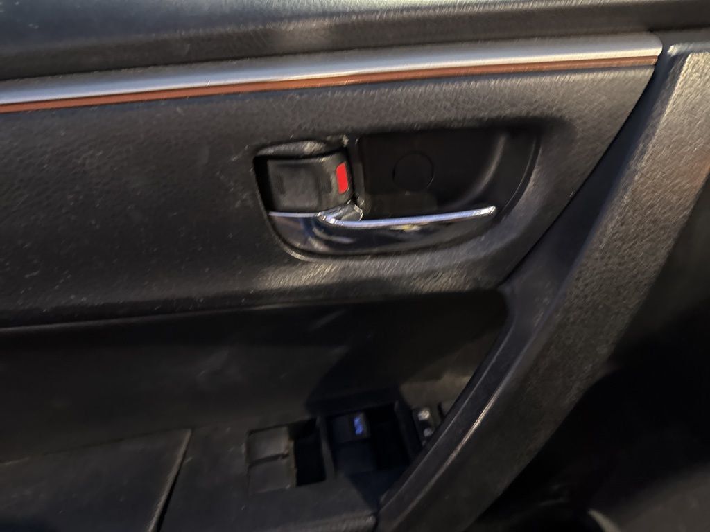 2014 Toyota Corolla 4dr Sedan Automatic L - 22993284 - 10