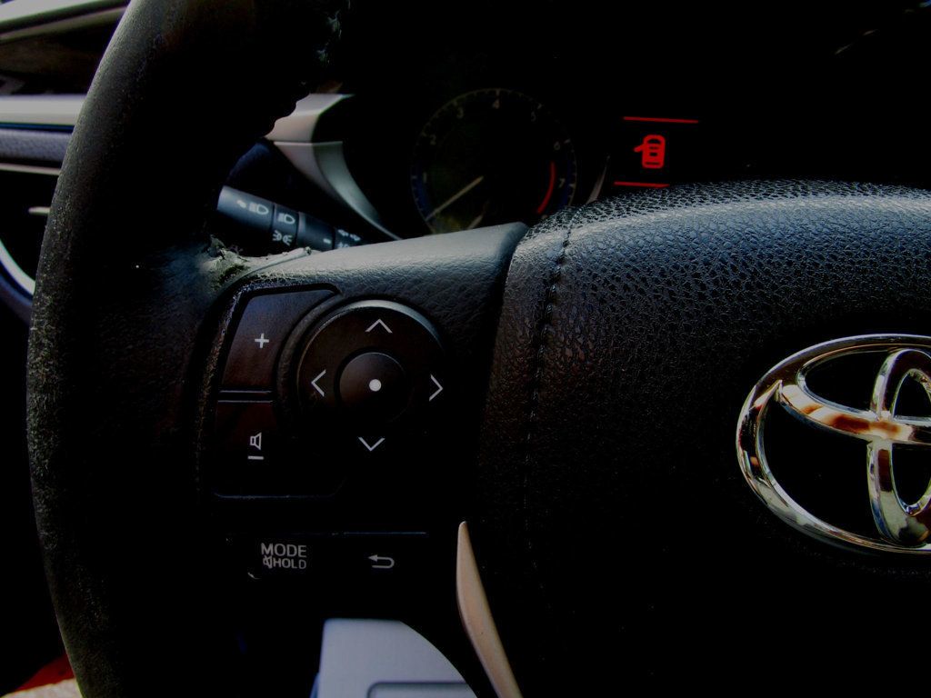 2014 Toyota Corolla 4dr Sedan Automatic L - 22419753 - 18
