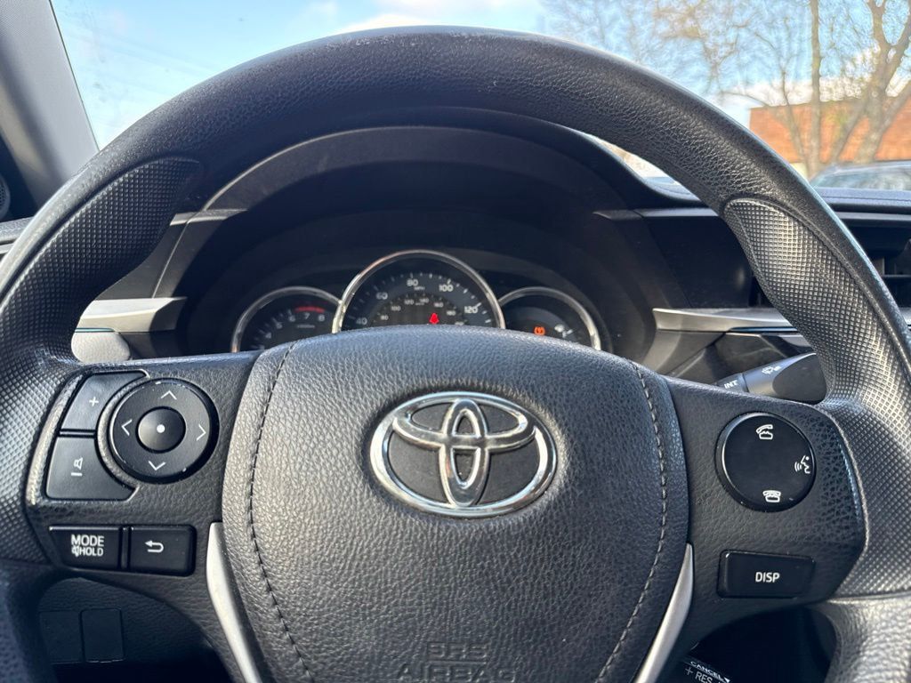 2014 Toyota Corolla 4dr Sedan CVT LE - 23078739 - 9