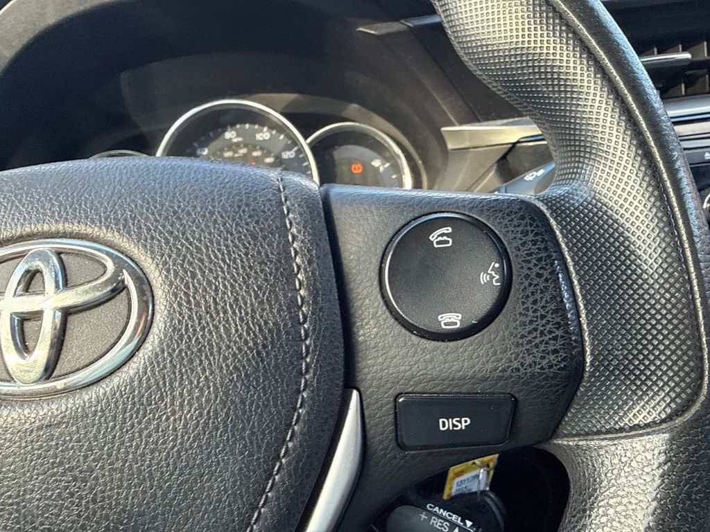 2014 Toyota Corolla 4dr Sedan CVT LE - 23078739 - 11