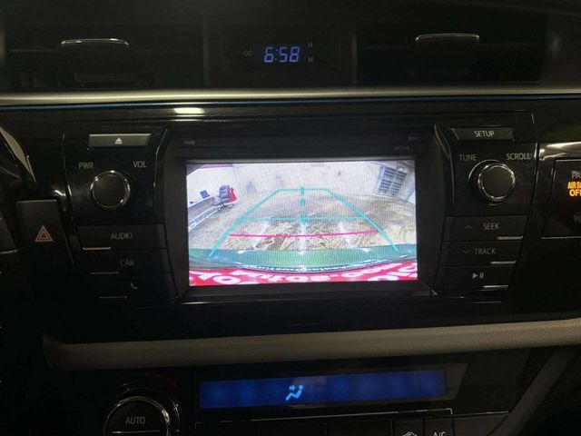 2014 Toyota Corolla 4dr Sedan CVT LE Plus - 22995195 - 21