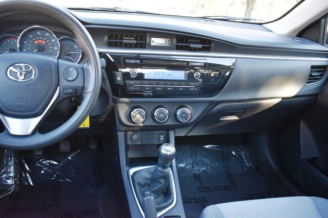 2014 Toyota Corolla 4dr Sedan Manual L - 22975196 - 16