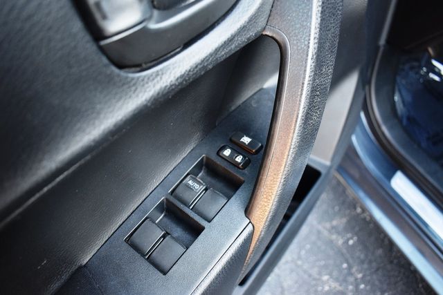 2014 Toyota Corolla 4dr Sedan Manual L - 22975196 - 22