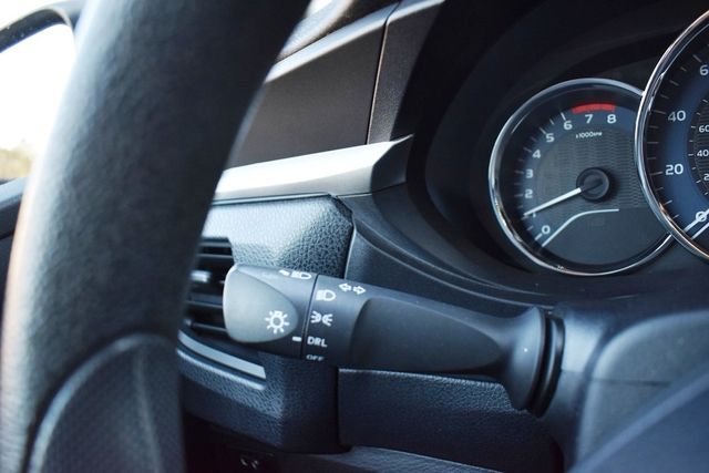 2014 Toyota Corolla 4dr Sedan Manual L - 22975196 - 26