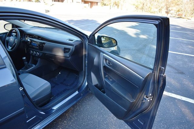 2014 Toyota Corolla 4dr Sedan Manual L - 22975196 - 29