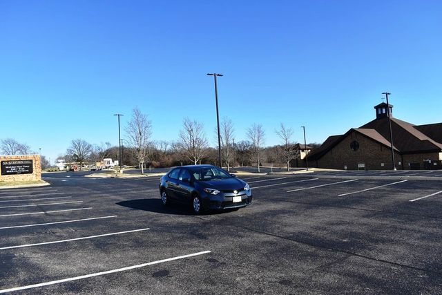 2014 Toyota Corolla 4dr Sedan Manual L - 22975196 - 33