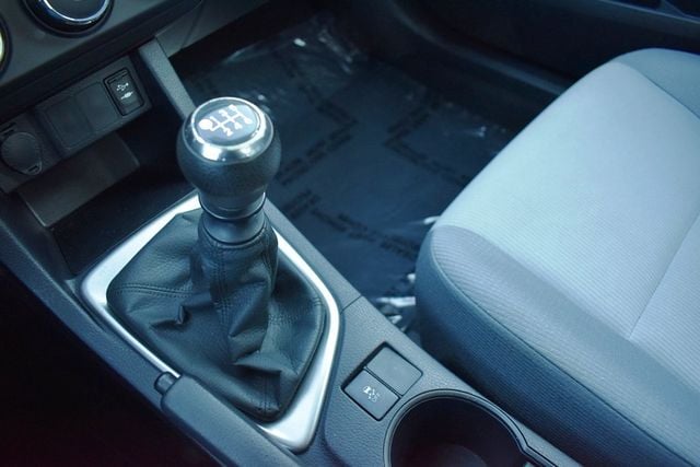 2014 Toyota Corolla 4dr Sedan Manual L - 22975196 - 6