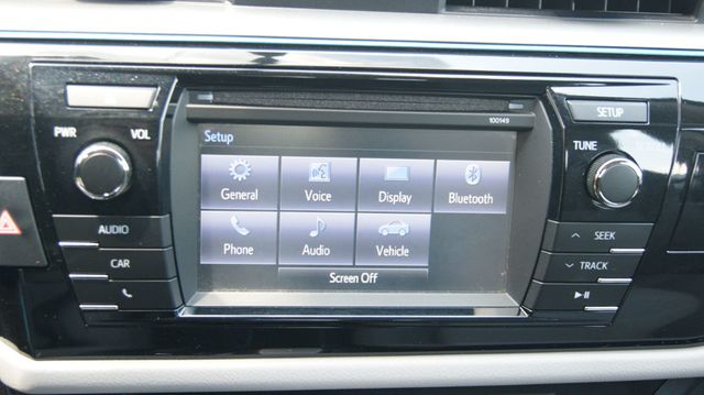 2014 Toyota Corolla JUST SERVICED , VERY CLEAN INSIDE AND OUT  - 22874540 - 17