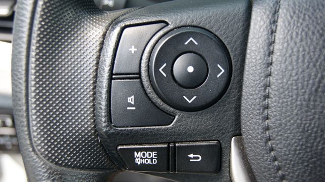 2014 Toyota Corolla JUST SERVICED , VERY CLEAN INSIDE AND OUT  - 22874540 - 25