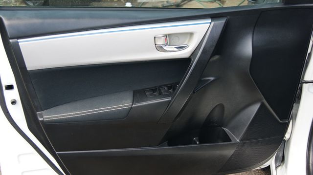 2014 Toyota Corolla JUST SERVICED , VERY CLEAN INSIDE AND OUT  - 22874540 - 32