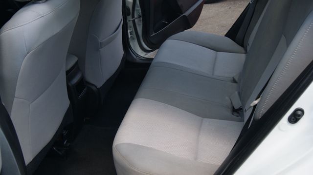 2014 Toyota Corolla JUST SERVICED , VERY CLEAN INSIDE AND OUT  - 22874540 - 35
