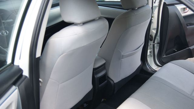 2014 Toyota Corolla JUST SERVICED , VERY CLEAN INSIDE AND OUT  - 22874540 - 36