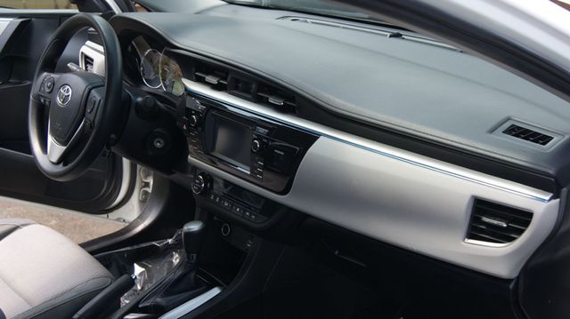 2014 Toyota Corolla JUST SERVICED , VERY CLEAN INSIDE AND OUT  - 22874540 - 46