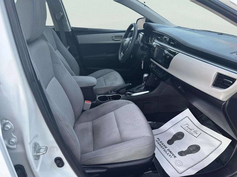 2014 Toyota Corolla LE 4dr Sedan - 22974789 - 20