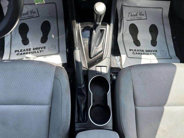 2014 Toyota Corolla LE 4dr Sedan - 23050928 - 18