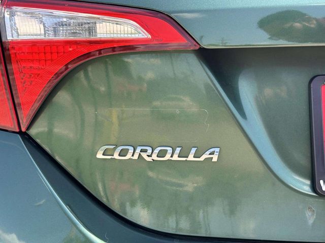 2014 Toyota Corolla LE 4dr Sedan - 23050928 - 35