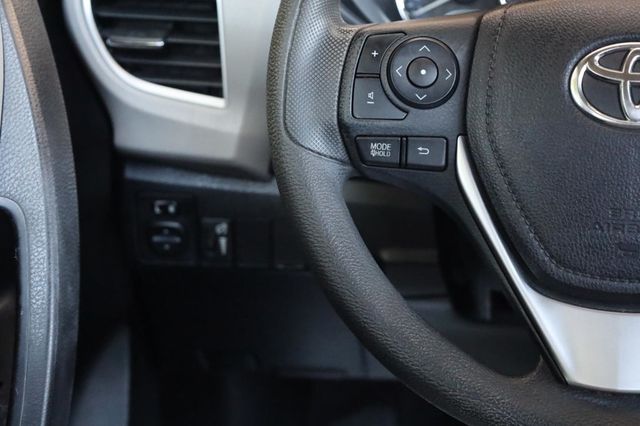 2014 Toyota Corolla LE ECO - 23028769 - 32