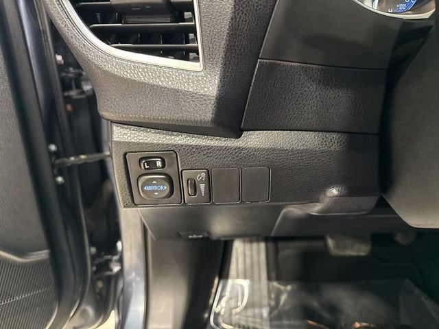 2014 Toyota Corolla S Plus - 22993284 - 12