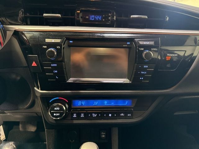 2014 Toyota Corolla S Plus - 22993284 - 14
