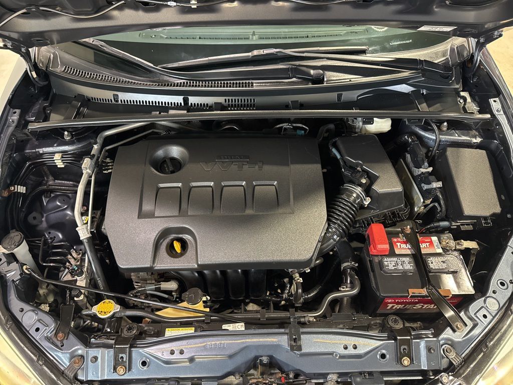 2014 Toyota Corolla S Plus - 22993284 - 41