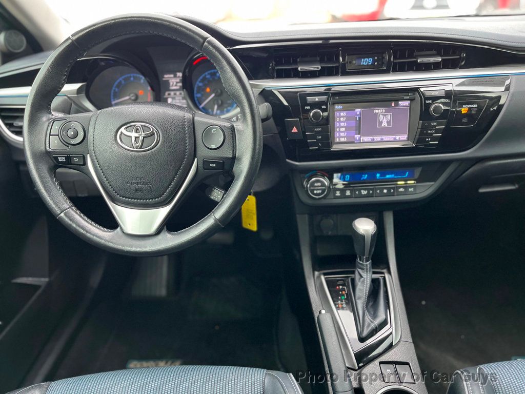 2014 Toyota Corolla S Plus Sunroof Automatic - 22359568 - 32