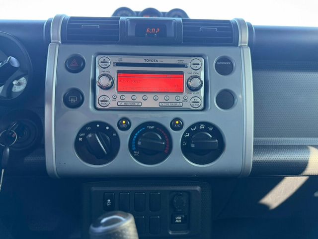 2014 Toyota FJ Cruiser  - 23043722 - 14