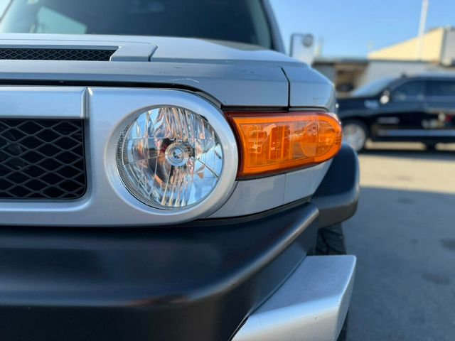 2014 Toyota FJ Cruiser  - 23043722 - 24