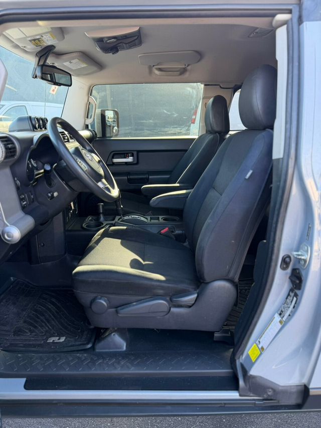 2014 Toyota FJ Cruiser  - 23043722 - 6