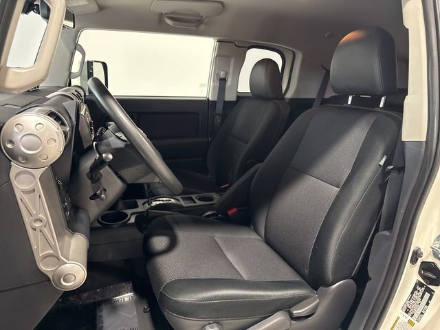 2014 Toyota FJ Cruiser 4WD 4dr Automatic - 23013284 - 22