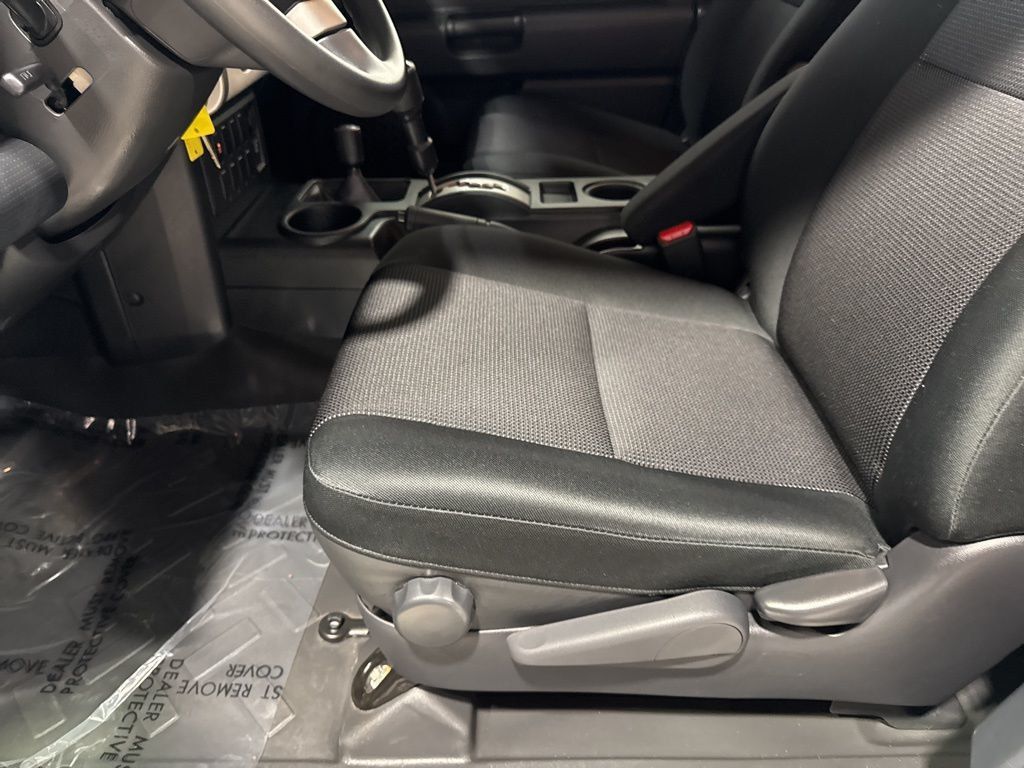 2014 Toyota FJ Cruiser 4WD 4dr Automatic - 23013284 - 24