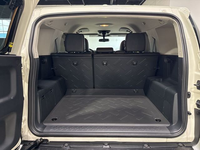 2014 Toyota FJ Cruiser 4WD 4dr Automatic - 23013284 - 32