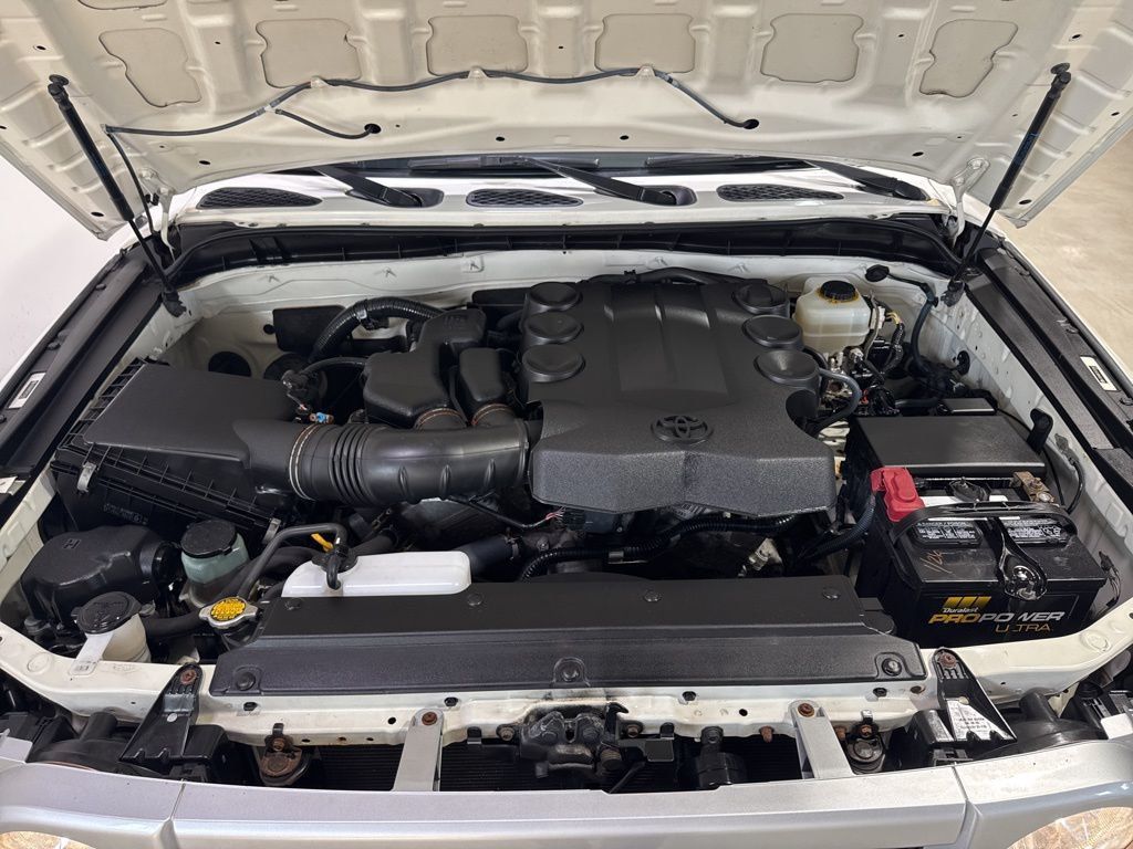 2014 Toyota FJ Cruiser 4WD 4dr Automatic - 23013284 - 43
