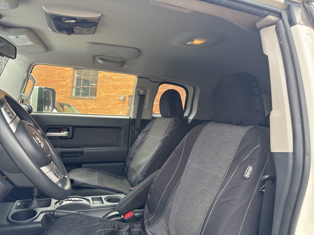 2014 Toyota FJ Cruiser 4WD 4dr Automatic - 23013284 - 6