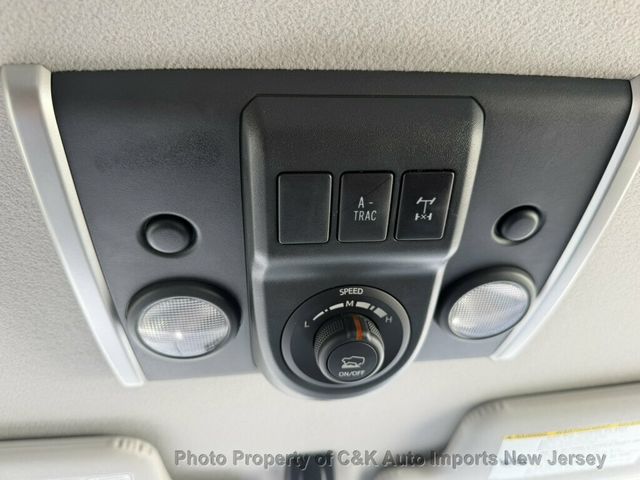 2014 Toyota FJ Cruiser 4WD 4dr Automatic - 23073079 - 16