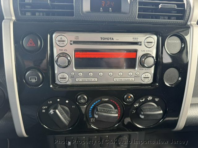 2014 Toyota FJ Cruiser 4WD 4dr Automatic - 23073079 - 18