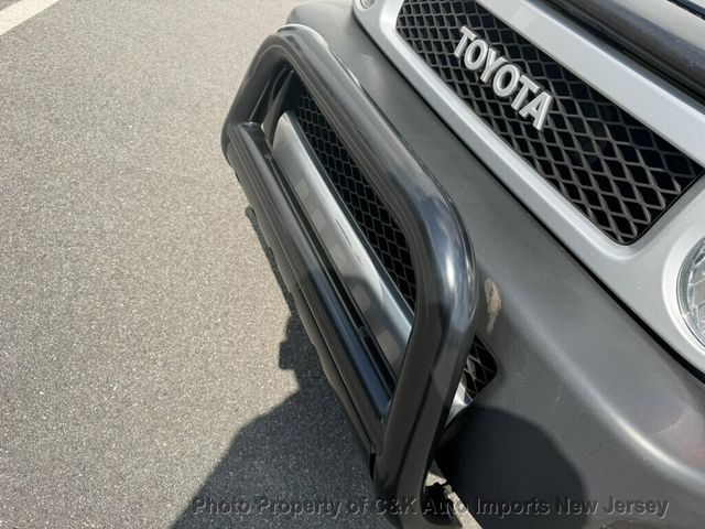 2014 Toyota FJ Cruiser 4WD 4dr Automatic - 23073079 - 8