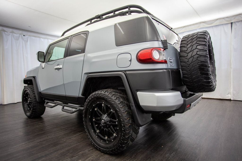 2014 Toyota FJ Cruiser 4WD 4dr Automatic - 22488989 - 30