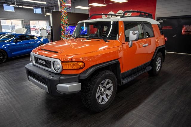 2014 Toyota FJ Cruiser 4WD 4dr Automatic - 22709448 - 1