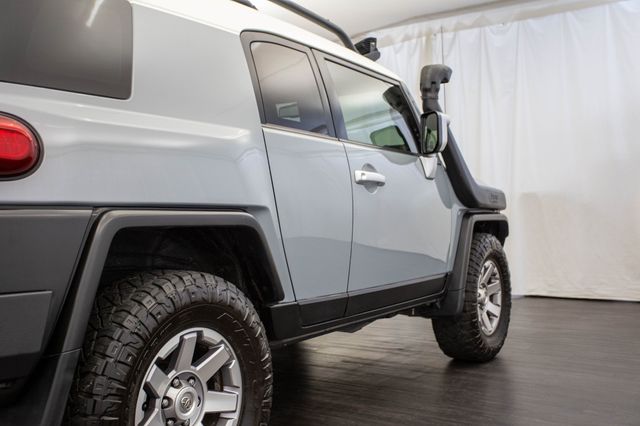 2014 Toyota FJ Cruiser 4WD 4dr Automatic - 22878675 - 30
