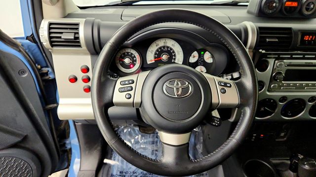 2014 Toyota FJ Cruiser 4WD 4dr Automatic - 23098470 - 11