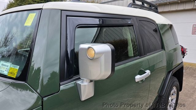2014 Toyota FJ Cruiser For Sale - 22969915 - 35
