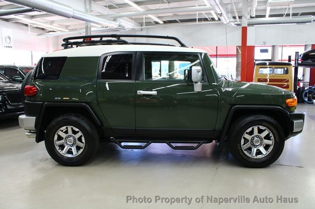 2014 Toyota FJ Cruiser RWD 4dr Automatic - 22626609 - 10