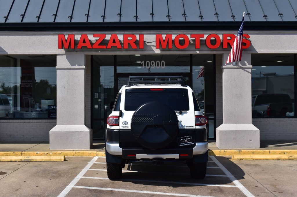 2014 Toyota FJ Cruiser RWD 4dr Automatic - 23084685 - 9