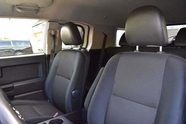 2014 Toyota FJ Cruiser RWD 4dr Automatic - 23084685 - 12