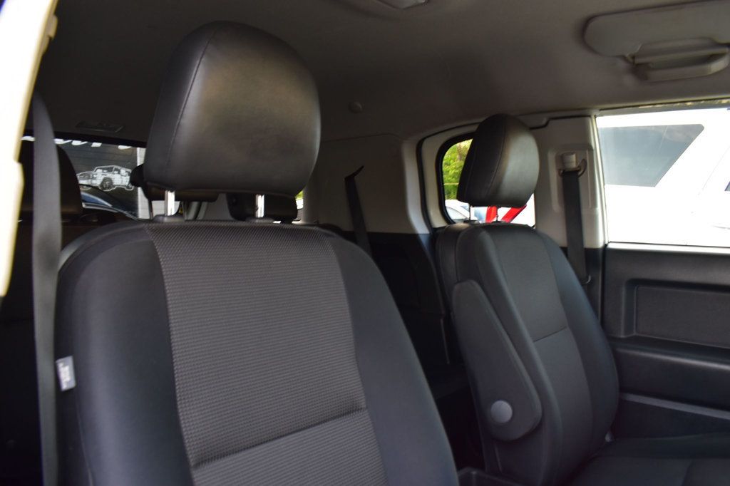 2014 Toyota FJ Cruiser RWD 4dr Automatic - 23084685 - 15